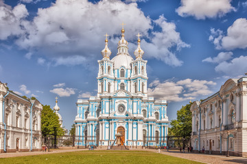 Fototapeta na wymiar Smolny Cathedral - Orthodox church of the Smolny convent, St. Petersburg