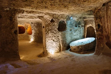 Gordijnen Derinkuyu underground city in Cappadocia, Turkey. © ninelutsk