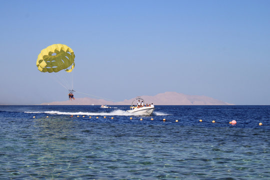 Egypt, Red sea, yacht, parachute, fun