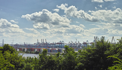 Fototapeta na wymiar Hafen Hamburg