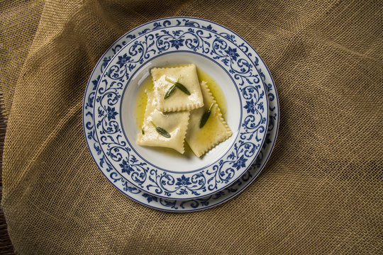 Tortellini with white sauce - Tortei