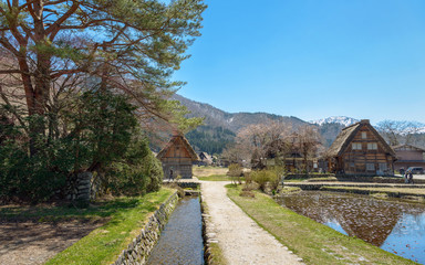 Fototapeta na wymiar 白川郷の風景