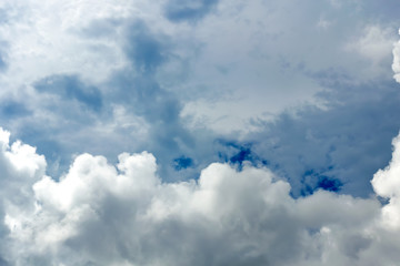 The skies every day and feel happy journey.