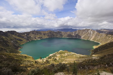 Fototapeta na wymiar Quilotoa lagoon, Ecuador, Andean highlands