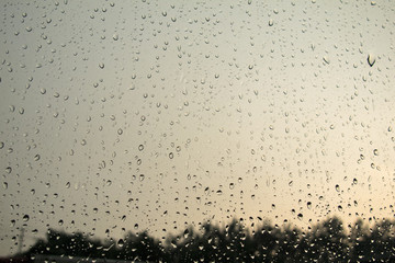 Obraz premium windshield glass's raindrop