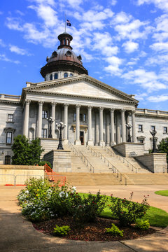 The South Carolia State Capitol building in Columbia. Built in 1855 in the Greek Revival style.