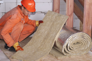roll of mineral wool