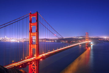 Fototapeta na wymiar Golden Gate, San Francisco California at night