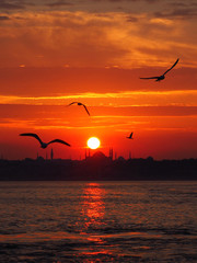 Fototapeta na wymiar Sunset in Istanbul