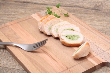 Chicken rolls with spinach