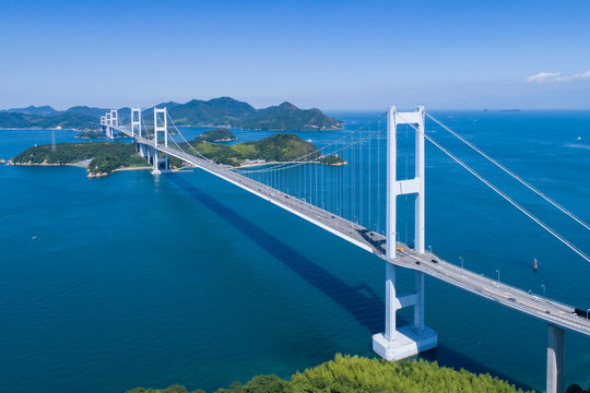 来島海峡大橋と瀬戸内海の空撮（しまなみ海道）