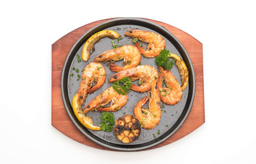 fried shrimps with garlic and lemon