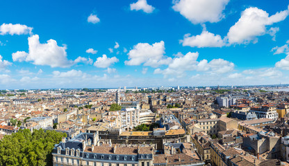 Fototapeta na wymiar Panoramic view of Bordeaux