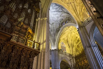 Tableaux ronds sur aluminium brossé Monument interiors of Seville cathedral, Seville, Andalusia, spain