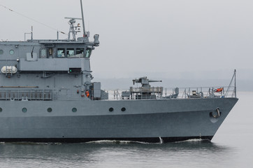 MINEHUNTER - German warship sails into the sea © Wojciech Wrzesień