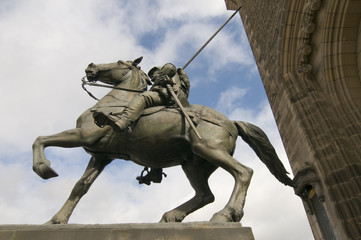 Border Reiver statue in front of War Memorial in Galashiels