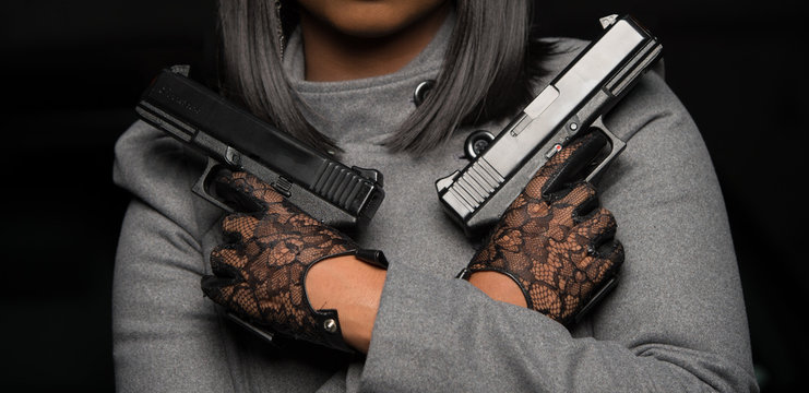 gangster girls with guns