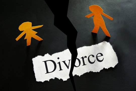 Paper divorce concept