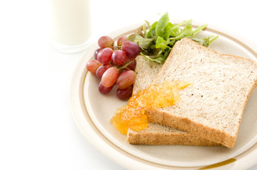 胚芽パン 朝食イメージ