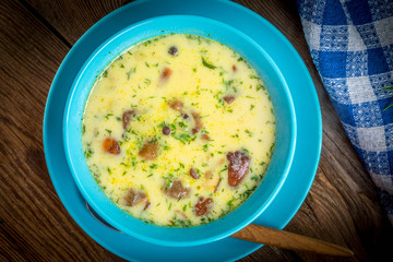 Bowl of vegetarian mushroom soup.
