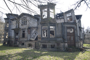 Ruined Victorian house