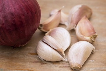 Red onion and garlic
