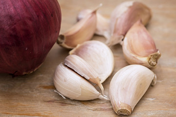 Red onion and garlic