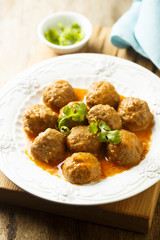 Meatballs in tomato sauce
