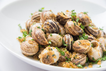 Piatto di lumache gratinate