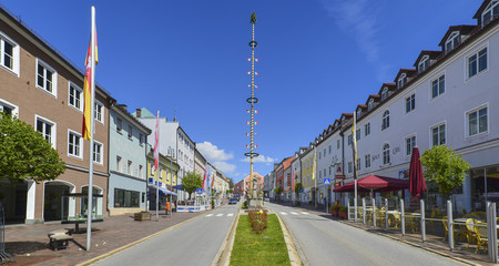 Fototapeta na wymiar ZWIESEL Stadtplatz