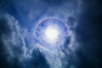 Obraz na płótnie Canvas Rainbow Halo around the Sun