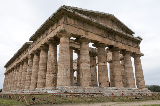 Paestum: Greek temple