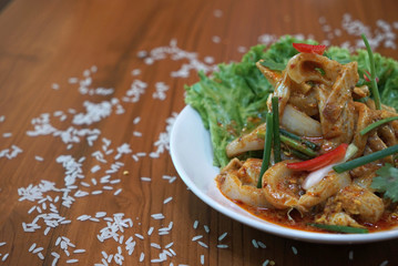 Fried squid with salted egg is a good food for eating food.