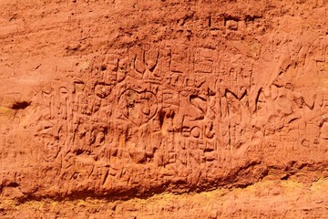 Le Colorado provençal de Rustrel en Provence dans le Vaucluse