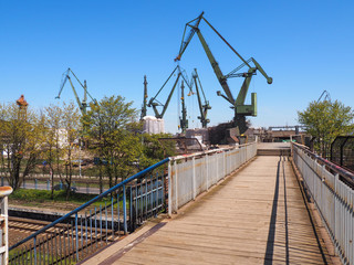 Great, green shipbuilding cranes