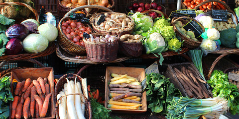 Vegetables market (Bourgogne - France) - obrazy, fototapety, plakaty