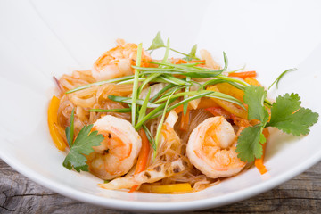 Rice noodles with shrimps