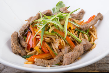 Beef wok noodles