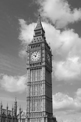 Fototapeta na wymiar Big Ben clock tower, also known as Elizabeth Tower near Westminster Palace and Houses of Parliament in London England has become a symbol of England and Brexit discussions