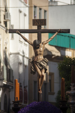 Jesús muerto en la cruz, semana santa de Sevilla, hermandad de los Estudiantes