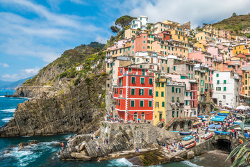 Fototapeta na wymiar Riomaggiore in Cinque Terre Italy