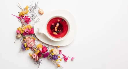 Foto auf Acrylglas Tee roter Früchtetee im Made-Yuccie-Stil