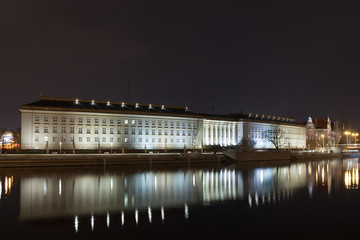 Wroclaw provincial office
at the night