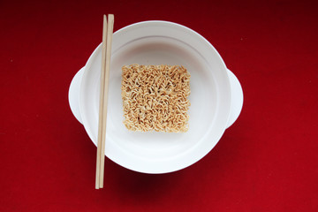 instant noodle in the white bowl 