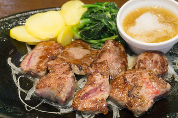 鉄板ロースステーキ