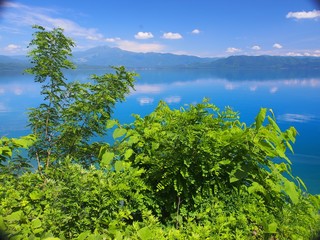 田沢湖と秋田駒ケ岳