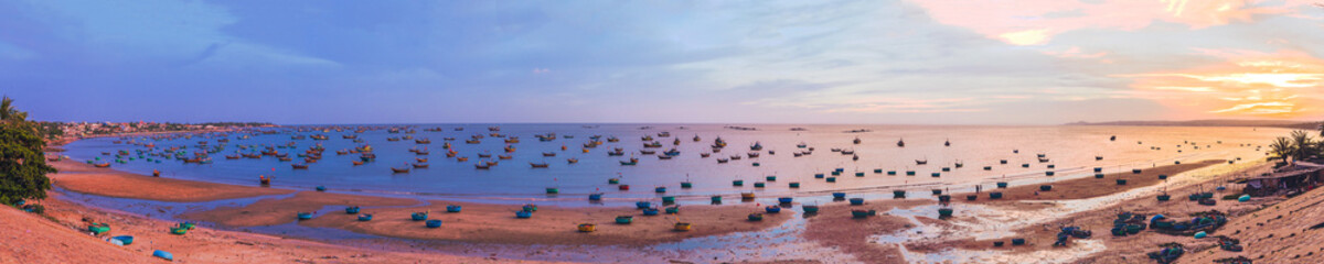 Big panorama, Vietnamese fishermen Vietnam