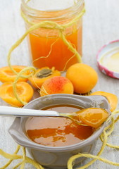 confiture d'abricots du roussillon,d'été