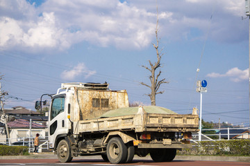 ダンプカー © xiaosan