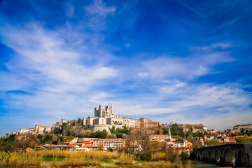 Fototapeta na wymiar Beziers Cathedral on top of a hill